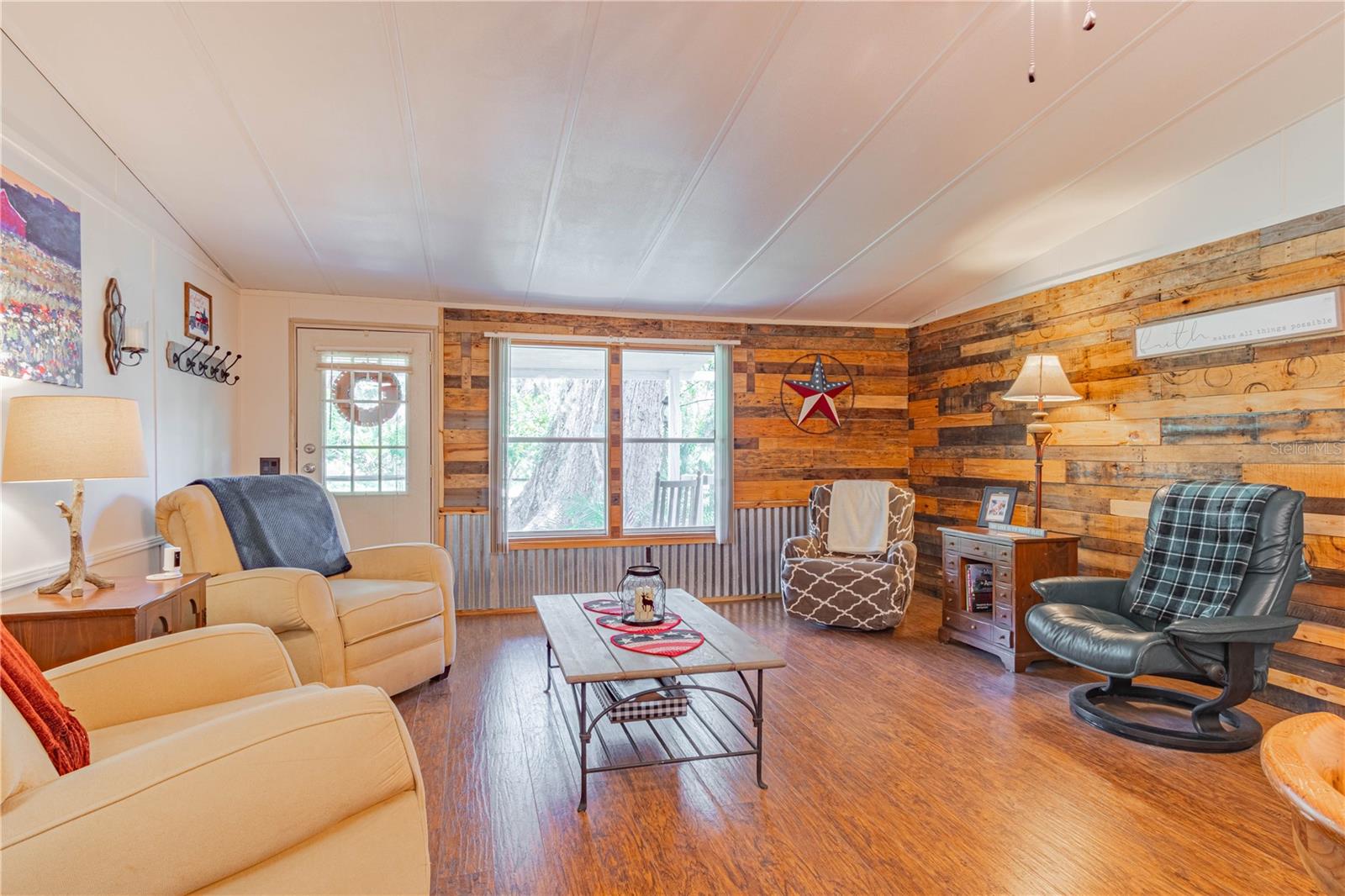 THE S 1/2 OF N 1/2 OF SE 1/4 OF NW 1/4 - Residential