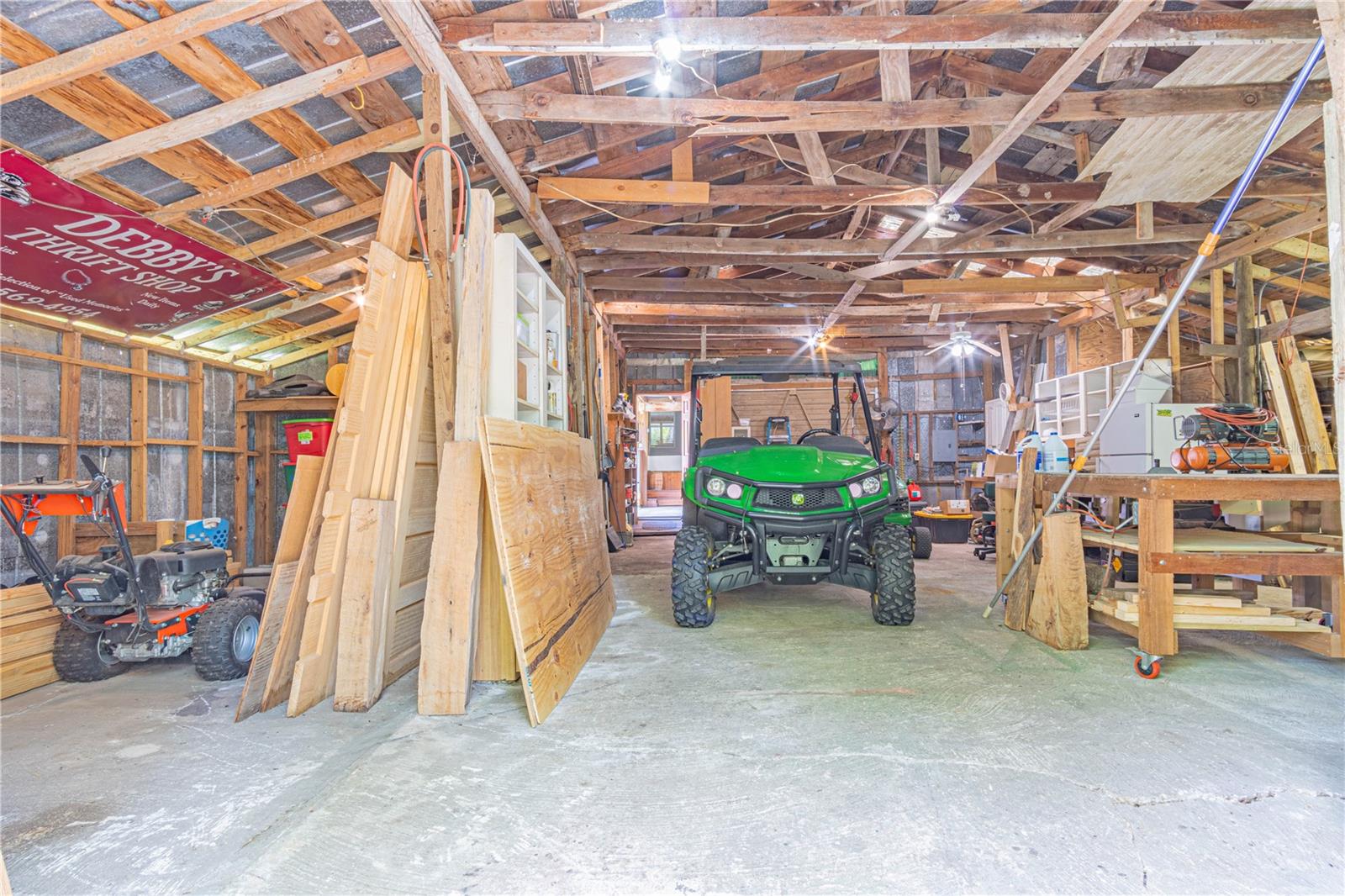 THE S 1/2 OF N 1/2 OF SE 1/4 OF NW 1/4 - Residential