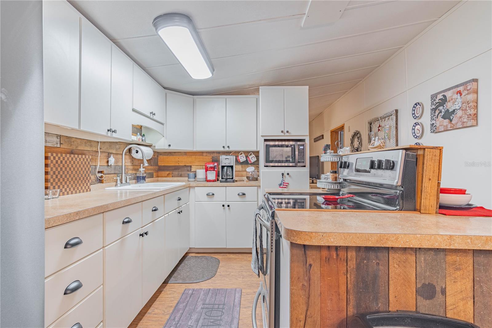 THE S 1/2 OF N 1/2 OF SE 1/4 OF NW 1/4 - Residential