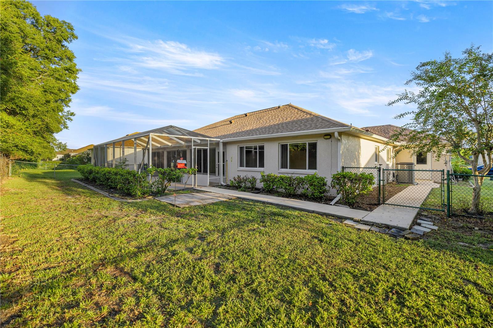 5552 NW 18TH STREET