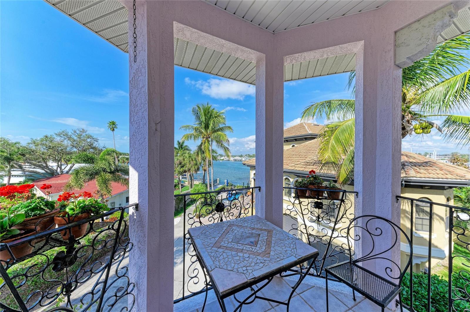 SANTA MARIA PLACE - Residential