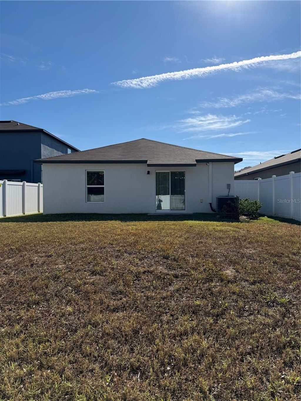 Photo of 421 Royal Empress Drive, Ruskin, FL 33570 (MLS # N6141940)