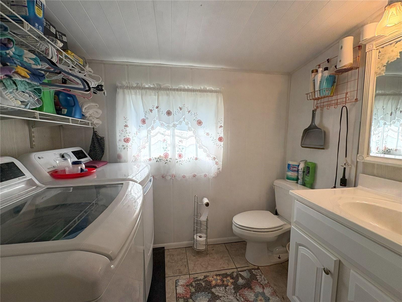 PIC TOWN SEC 2 - Residential