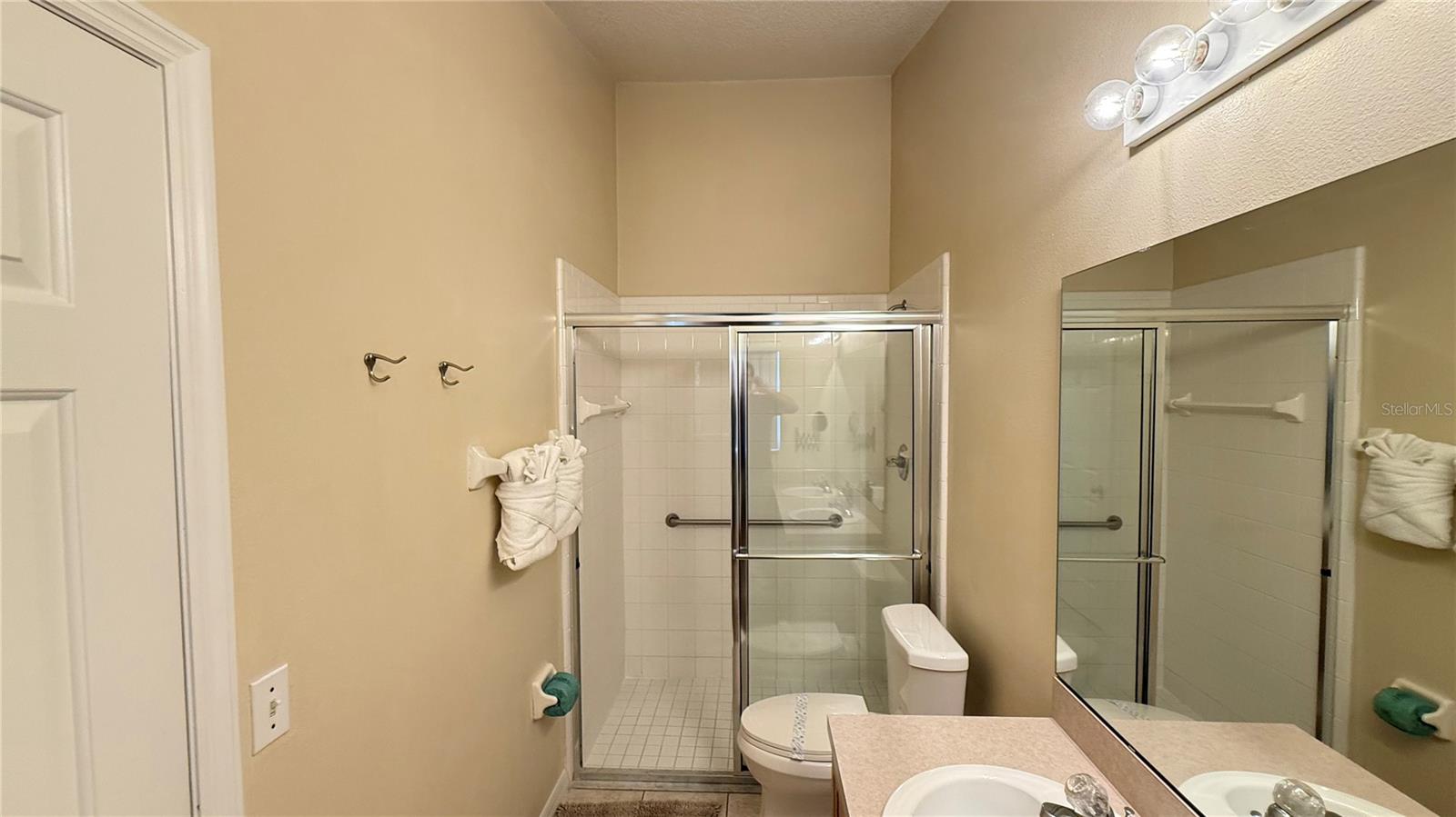 ROLLING HILLS ESTATES UNIT 2 AT FORMOSA GARDENS - Residential