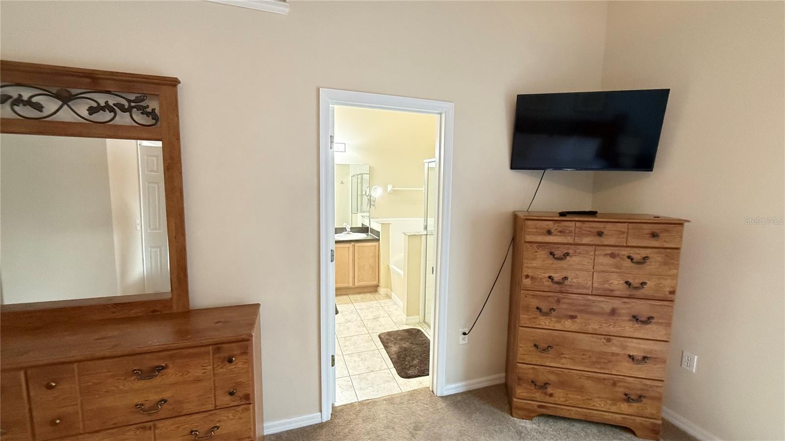 ROLLING HILLS ESTATES UNIT 2 AT FORMOSA GARDENS - Residential