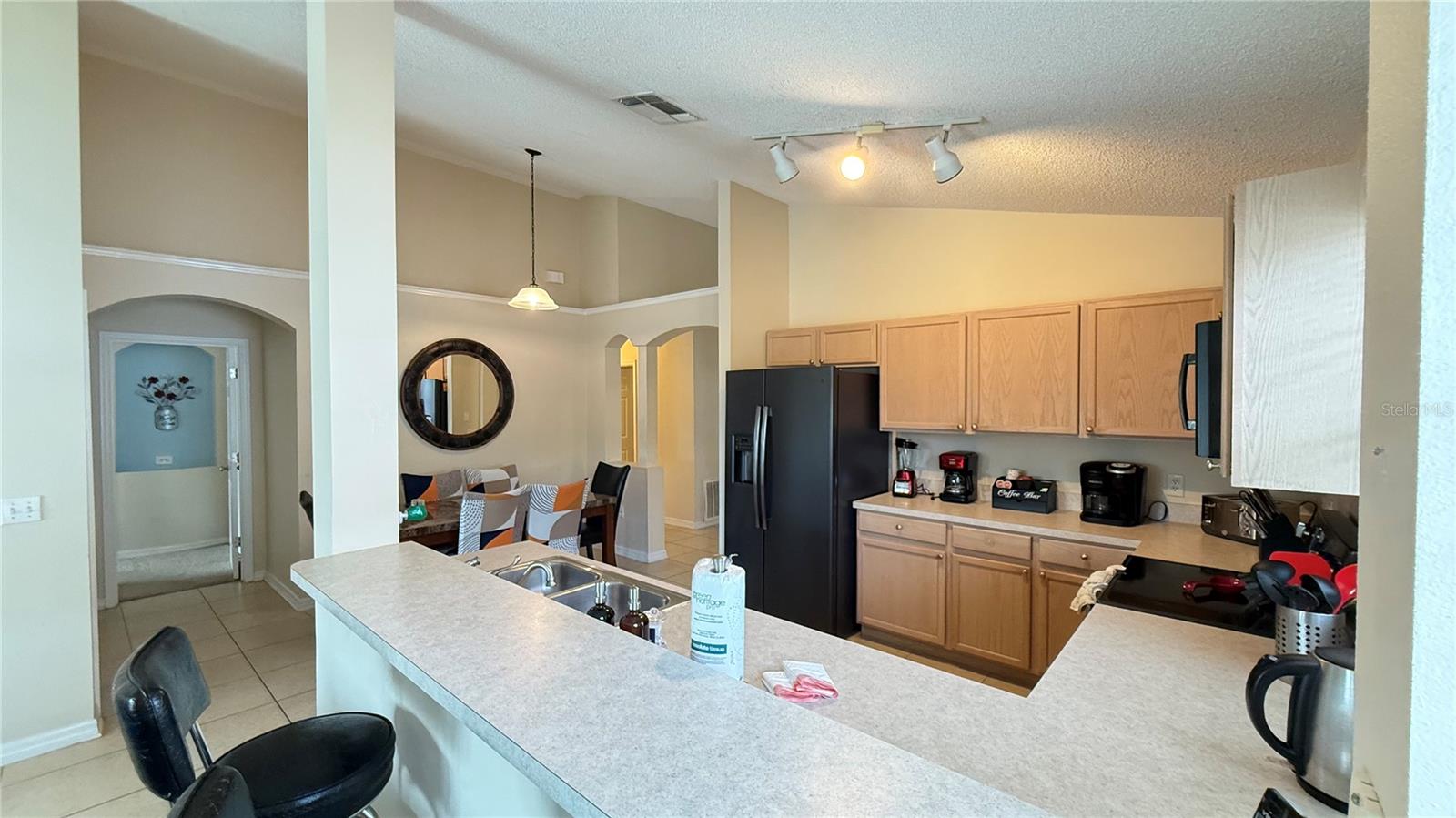 ROLLING HILLS ESTATES UNIT 2 AT FORMOSA GARDENS - Residential