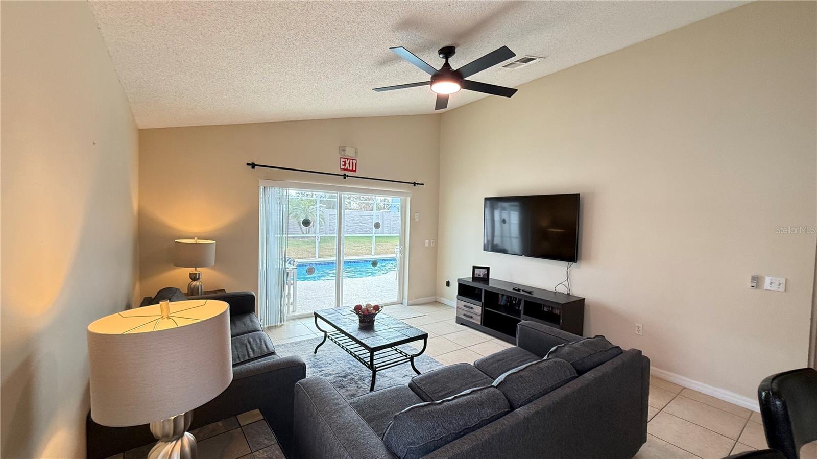 ROLLING HILLS ESTATES UNIT 2 AT FORMOSA GARDENS - Residential