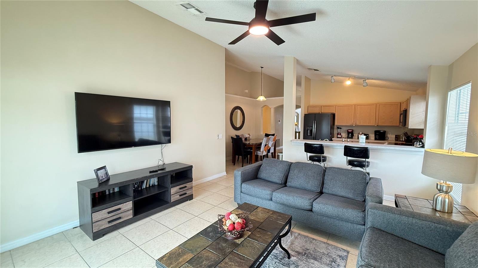 ROLLING HILLS ESTATES UNIT 2 AT FORMOSA GARDENS - Residential