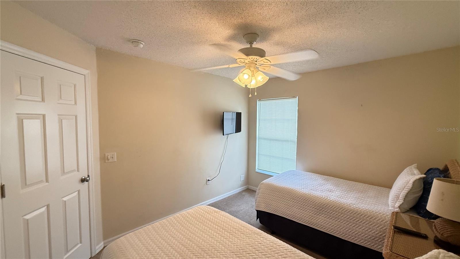 ROLLING HILLS ESTATES UNIT 2 AT FORMOSA GARDENS - Residential