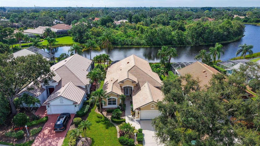 Photo of 6730 Virginia Crossing, University Park, FL 34201 (MLS # A4664339)