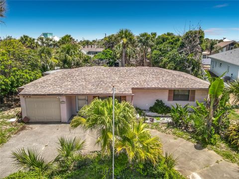 Photo of 4647 Saxon Drive, New Smyrna Beach, FL 32169 (MLS # NS1088467)
