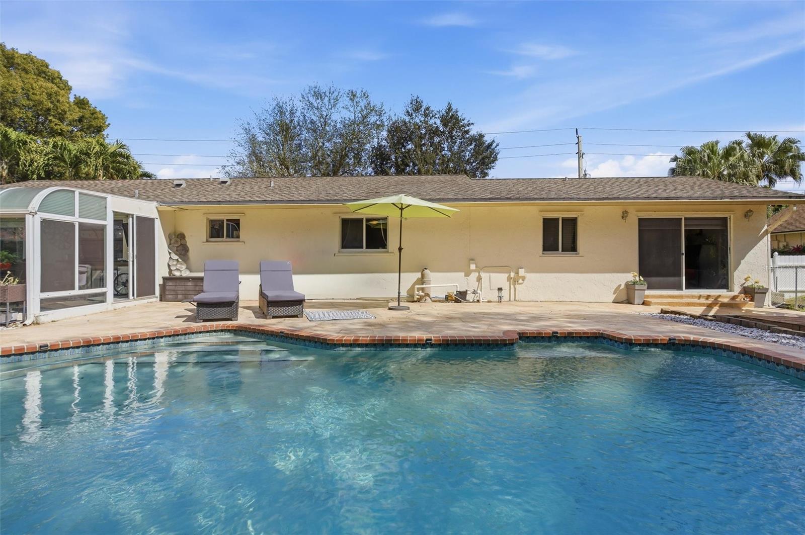 THE BLUE WATER 91-34 B - Residential