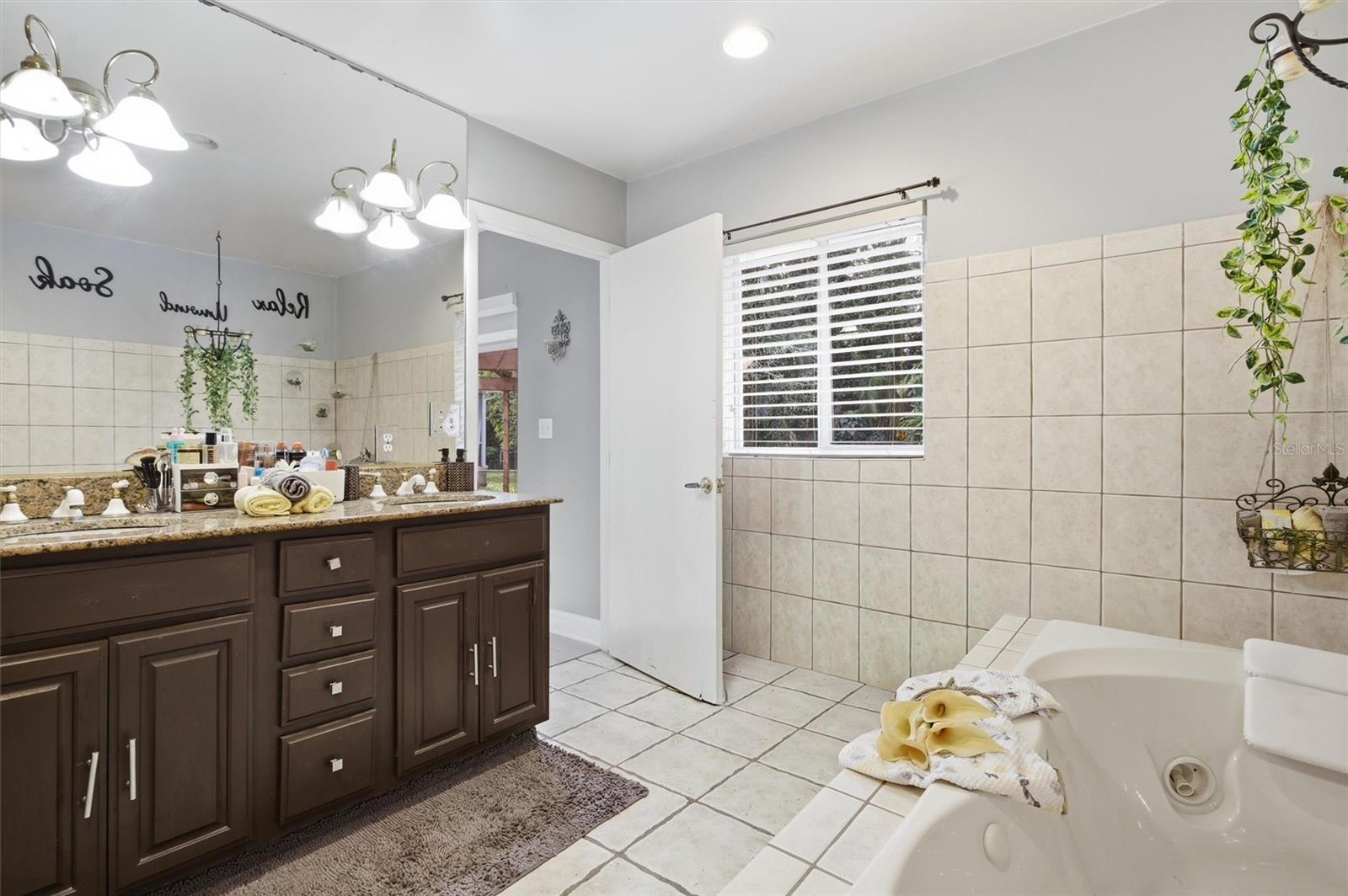 THE BLUE WATER 91-34 B - Residential