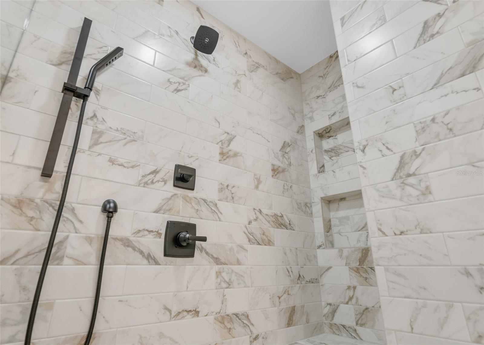 CARROLLWOOD SUB UNIT 14 - Residential