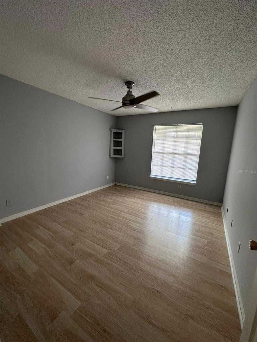 TRADEWINDS BLDG 21 - Residential Lease