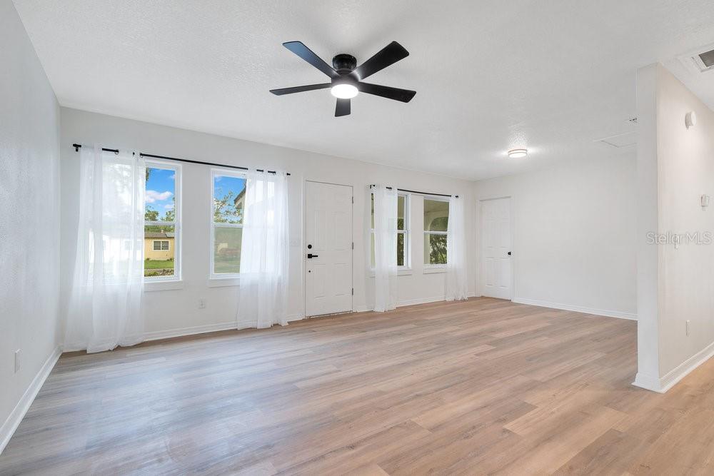 811 ESCAMBIA DRIVE