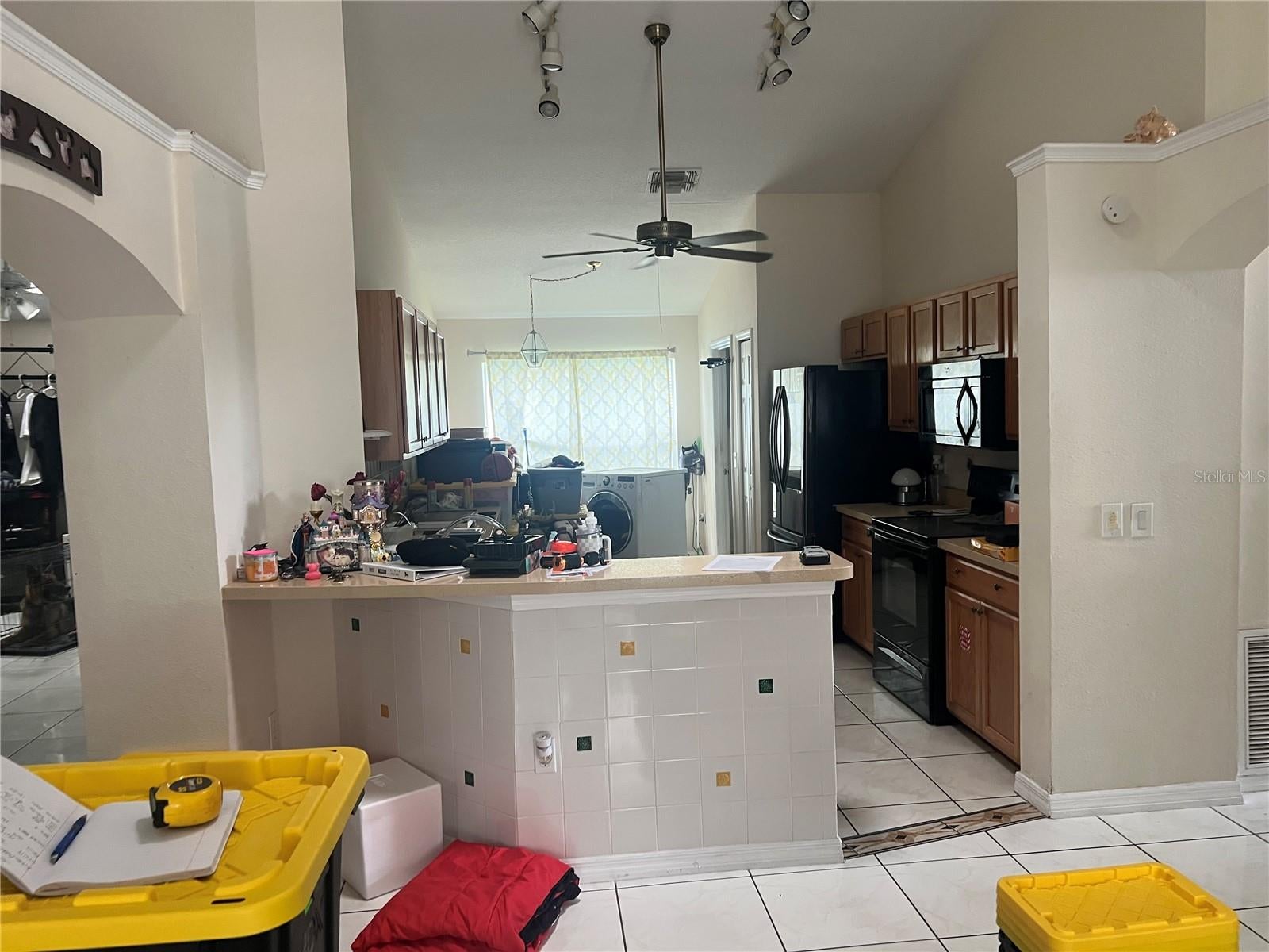 2502 CROWN RIDGE CIRCLE