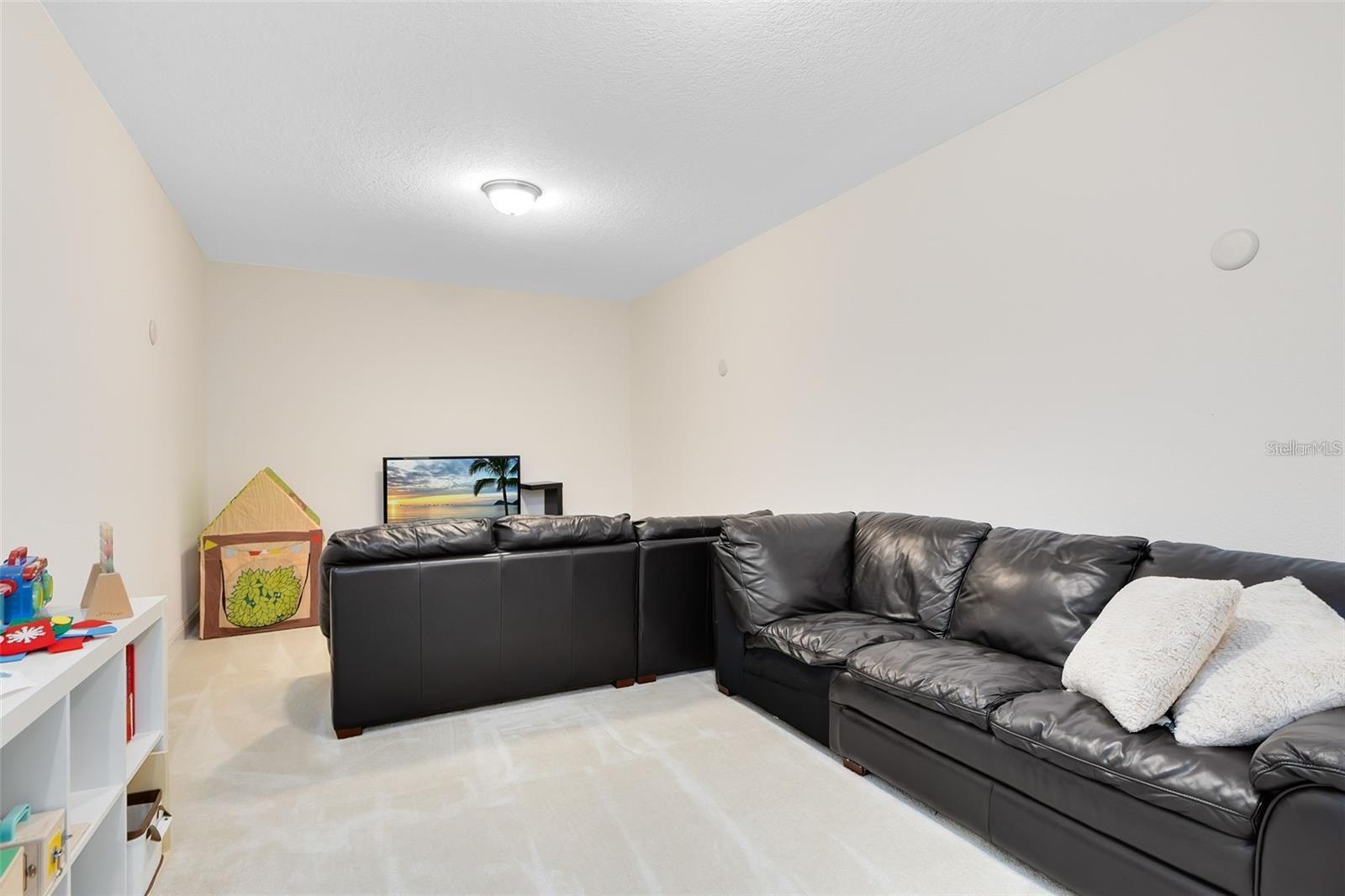 TWINWATERS - Residential