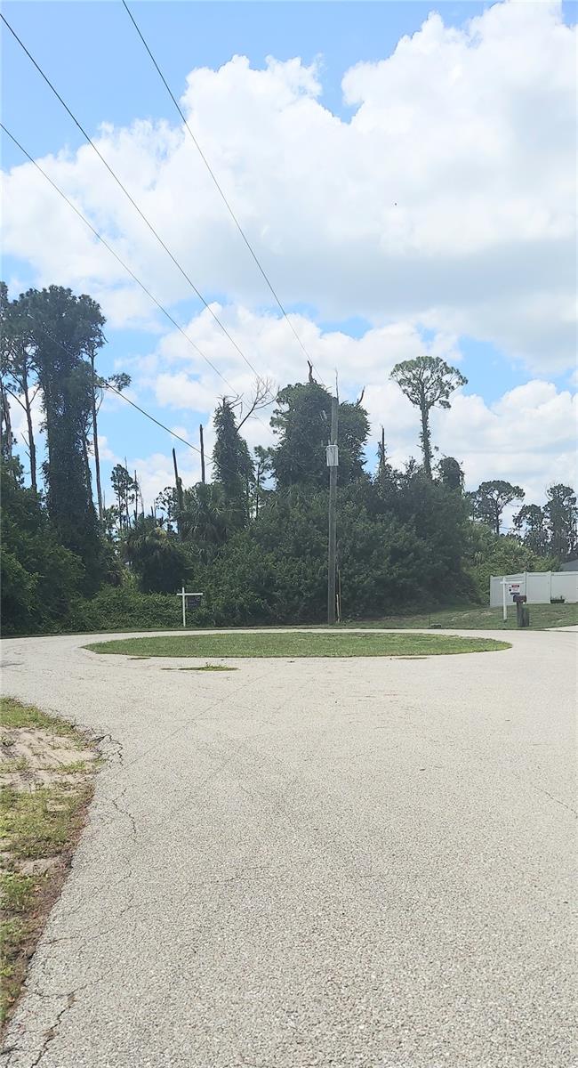 PORT CHARLOTTE SUB 33 - Land