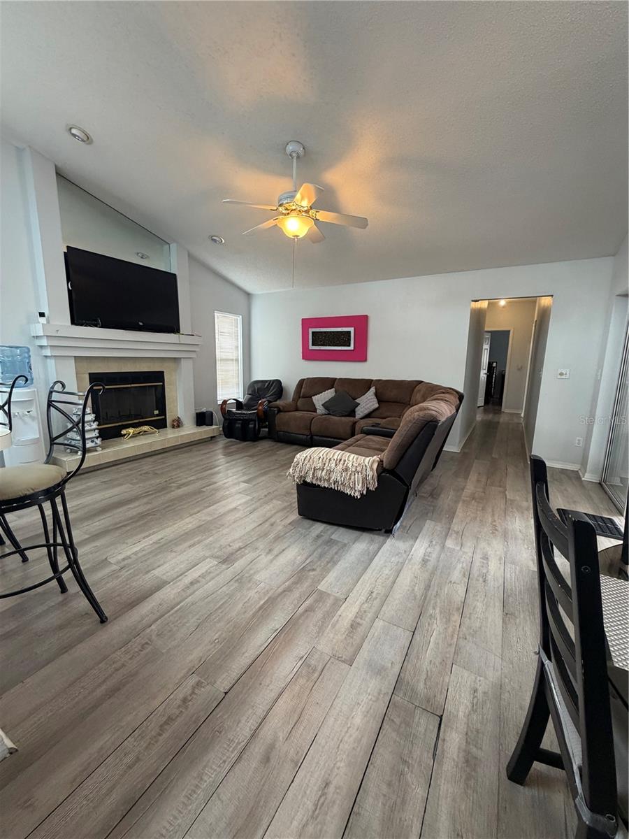 RIVERGLEN UNIT 1 - Residential