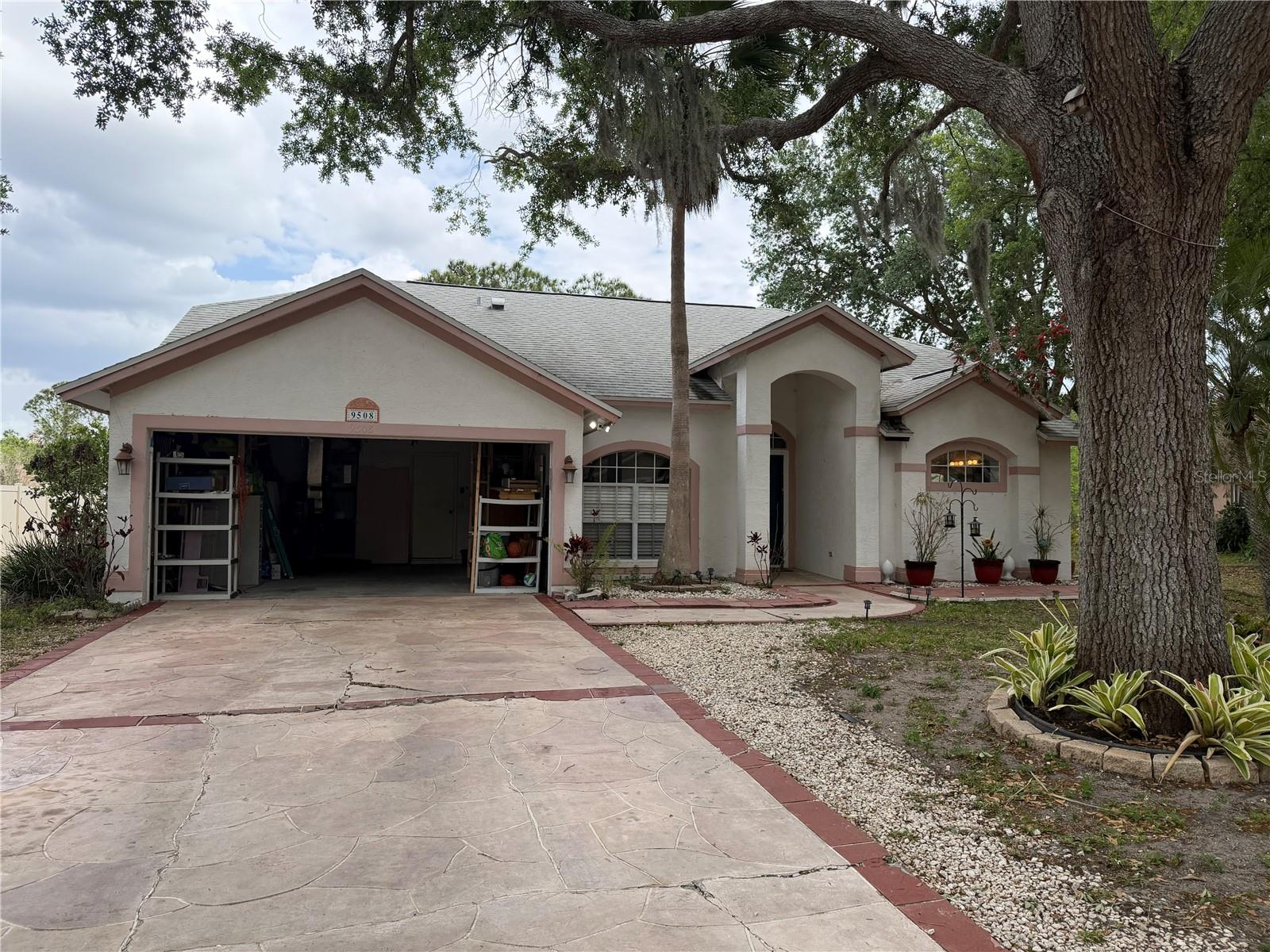 RIVERGLEN UNIT 1 - Residential