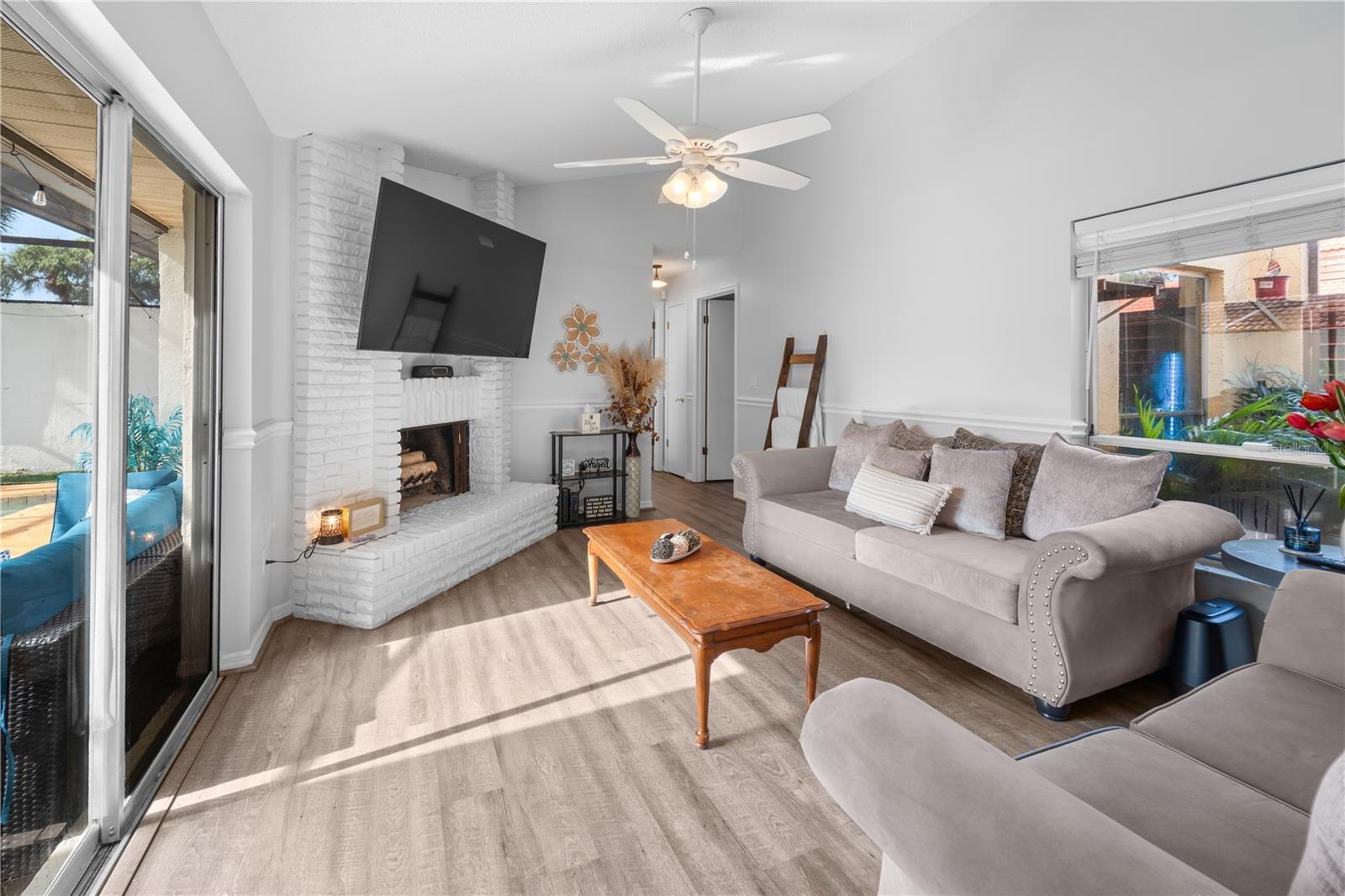 5003 NASSAU CIRCLE 1