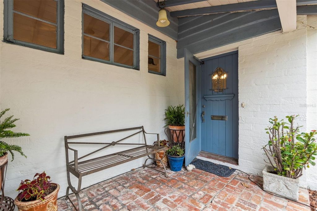 Photo of 1541 Westchester Avenue, Winter Park, FL 32789 (MLS # O6374409)