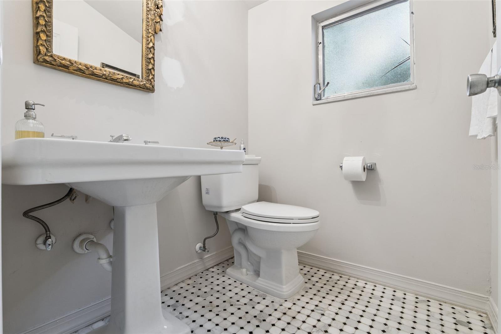 ORWIN MANOR WESTMINSTER SEC - Residential