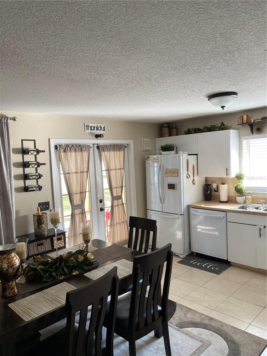 SUMMERVIEW OAKS SUB - Residential