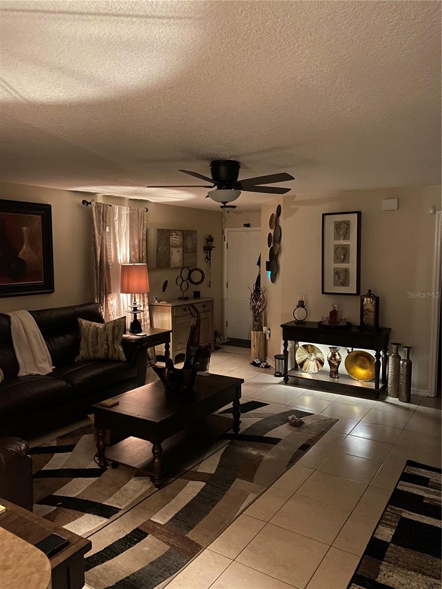 SUMMERVIEW OAKS SUB - Residential