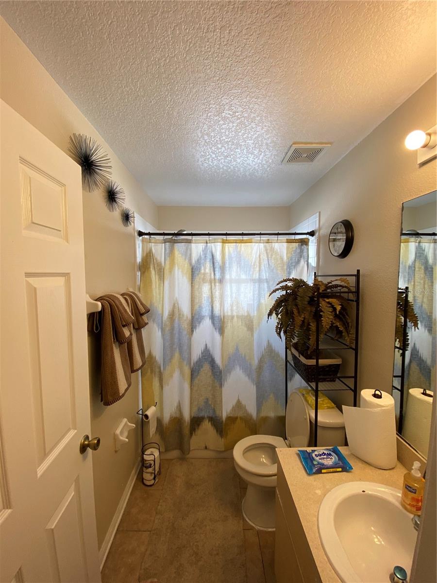 SUMMERVIEW OAKS SUB - Residential