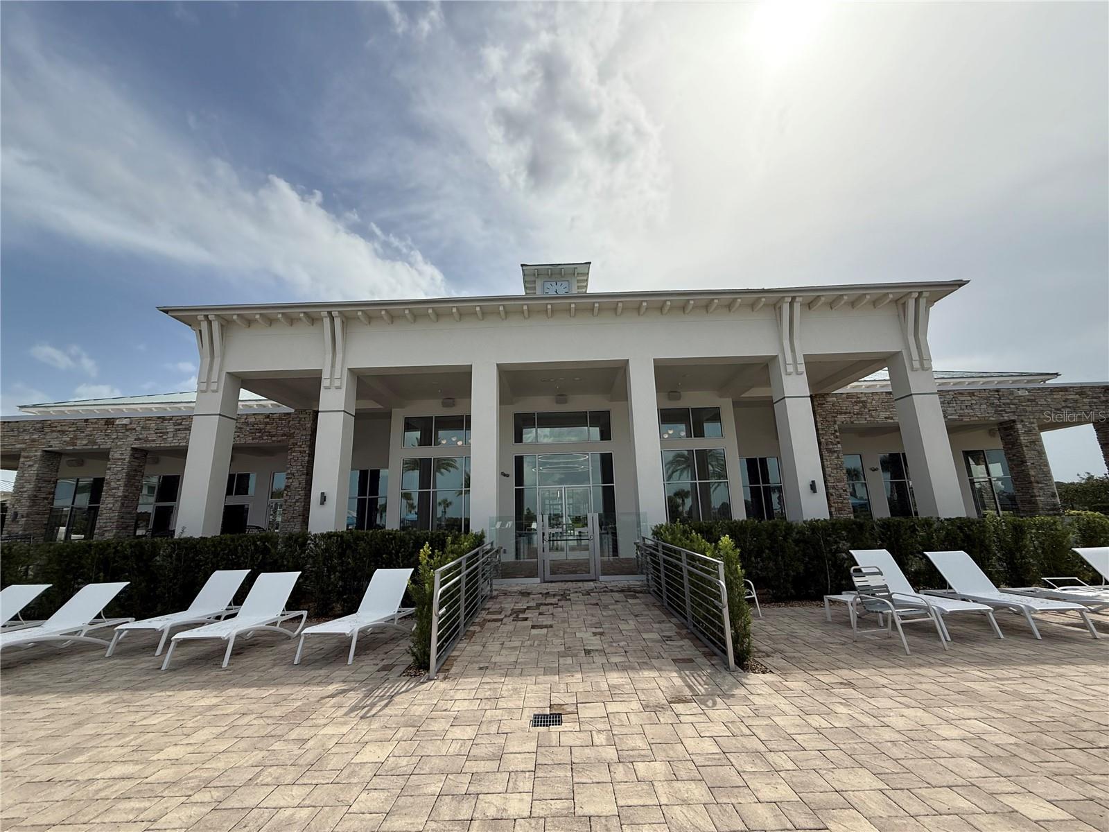 NORTHWEST LAKESIDE GROVES PH 2 - Residential Lease