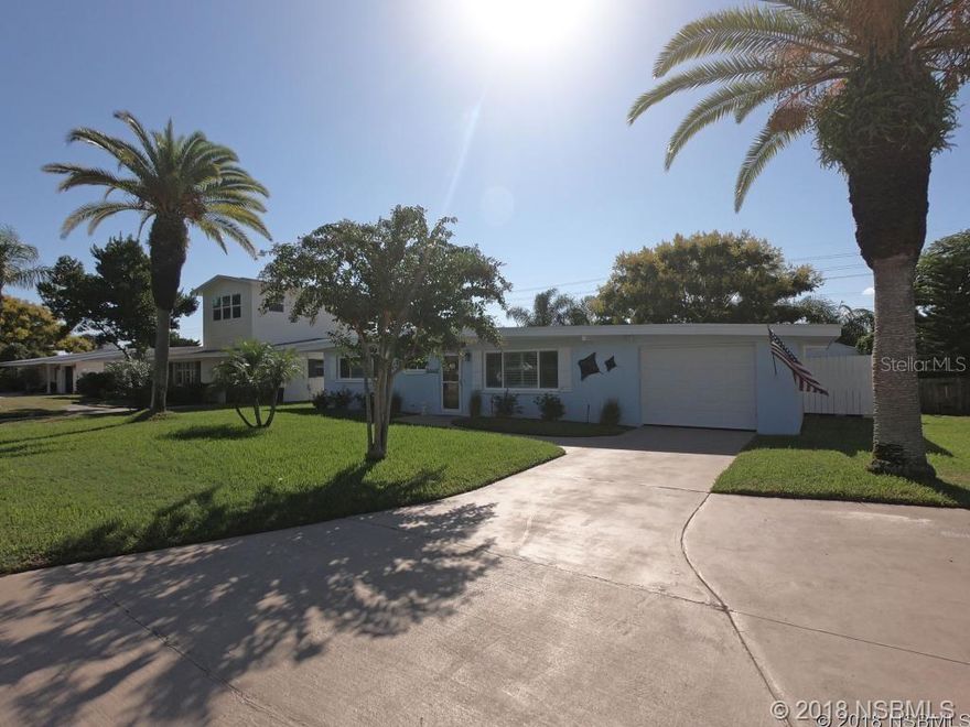 CANAL FRONT HOME WITH ACCESS TO THE INTER COASTAL WATERWAY. THIS HOUSE WAS COMPLETLY UPDATED IN 2017 THAT INCLUDED NEW ROOF, ICE INSULATION THROUGHOUT THE HOUSE RE-WIRE THE ENTIRE HOME WITH LED AND ENERGY EFFICIENT LIGHTING, NEW KITCHEN WITH GRANITE TOPS, HURRICANE IMPACT WINDOWS, NEW HOT WATER HEATER CUSTOM BUILT MASTER BATHROOM WITH EXOTIC TILE FROM ITALY 8 FT. WALK IN SHOWER. NEW CUSTOM FLOORING THROUGHOUT THE HOUSE.EXTERIOR ADDS THE FOLLOWING TROPICAL LANDSCAPING, THREE SEATING / EATING AREA'S. A 12 X 14 FOOT TIKI BAR WITH A SIXTY AMP SERVICE, BOAT HOUSE CUSTOM POOL WITH A 8 PERSON JACUZZI.GREAT ENTERTAINING HOME INVITE YOUR FRIENDS AND ENJOY THE MANATEES IN THE CANAL GREAT LOCATION. ;Water: City