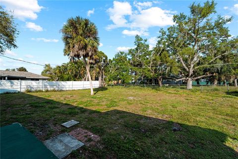 A home in PORT CHARLOTTE