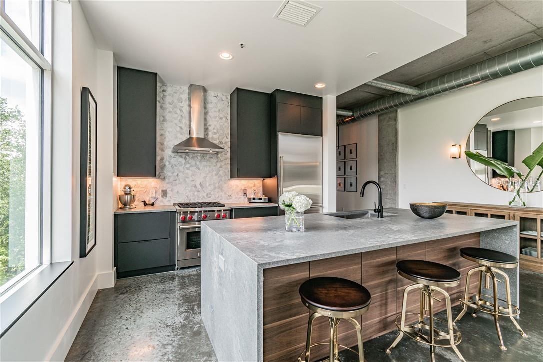 VICTORY LOFTS A CONDO - Residential Lease