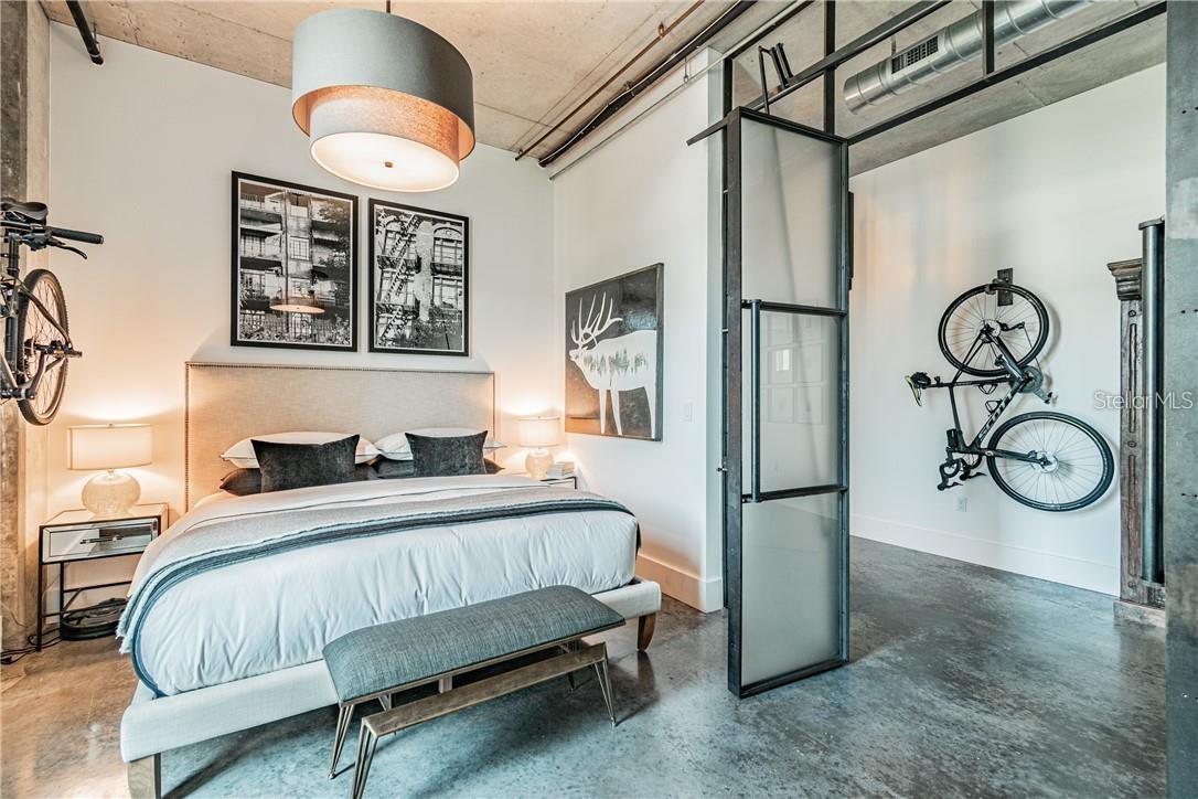 VICTORY LOFTS A CONDO - Residential Lease