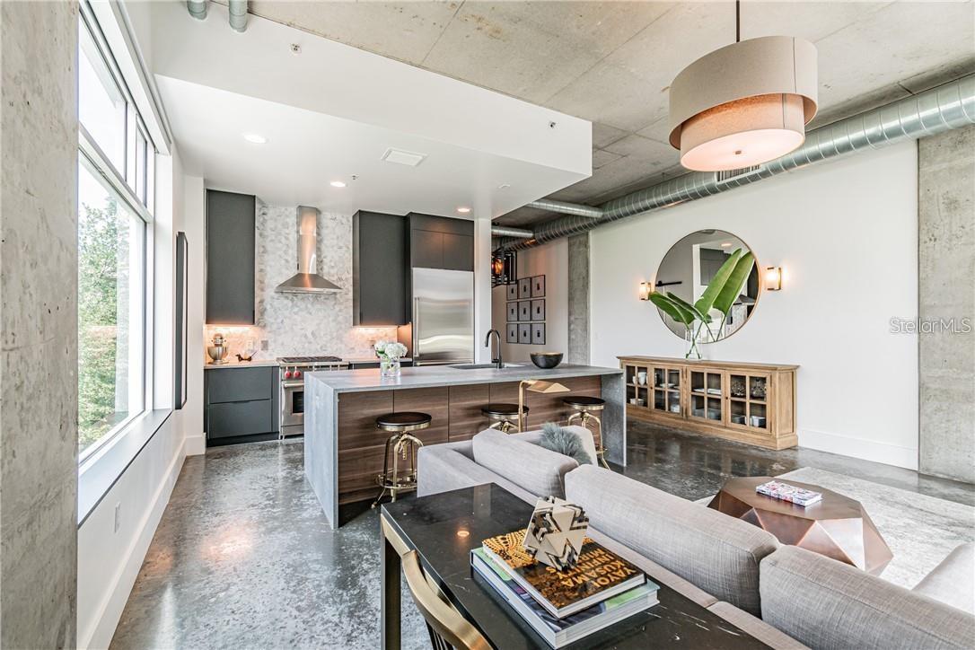 VICTORY LOFTS A CONDO - Residential Lease