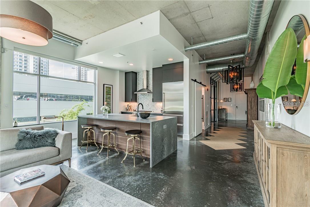 VICTORY LOFTS A CONDO - Residential Lease