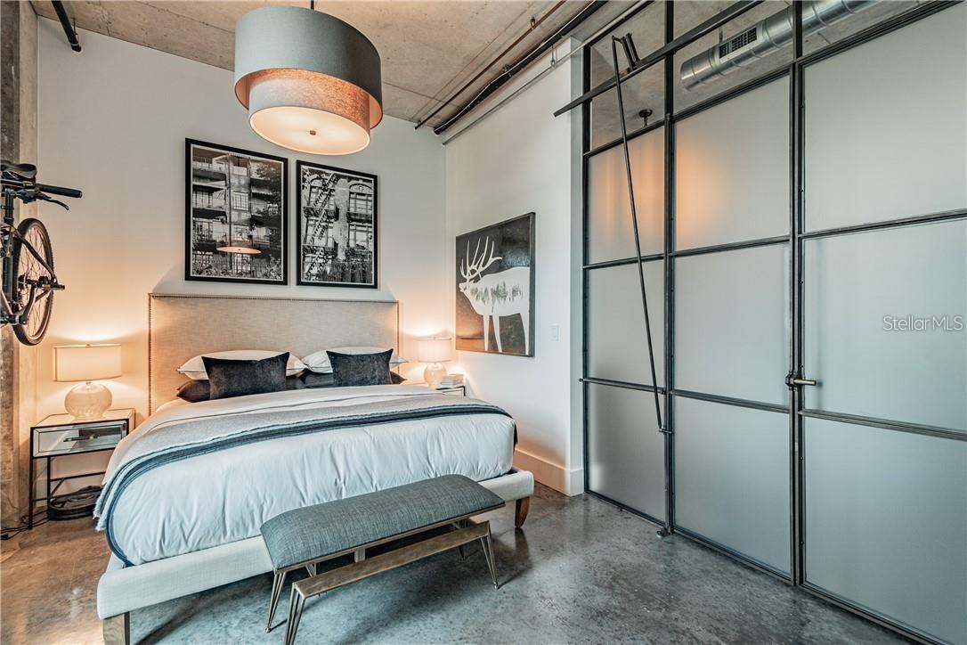 VICTORY LOFTS A CONDO - Residential Lease