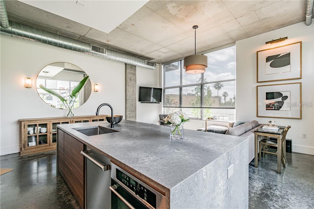 VICTORY LOFTS A CONDO - Residential Lease