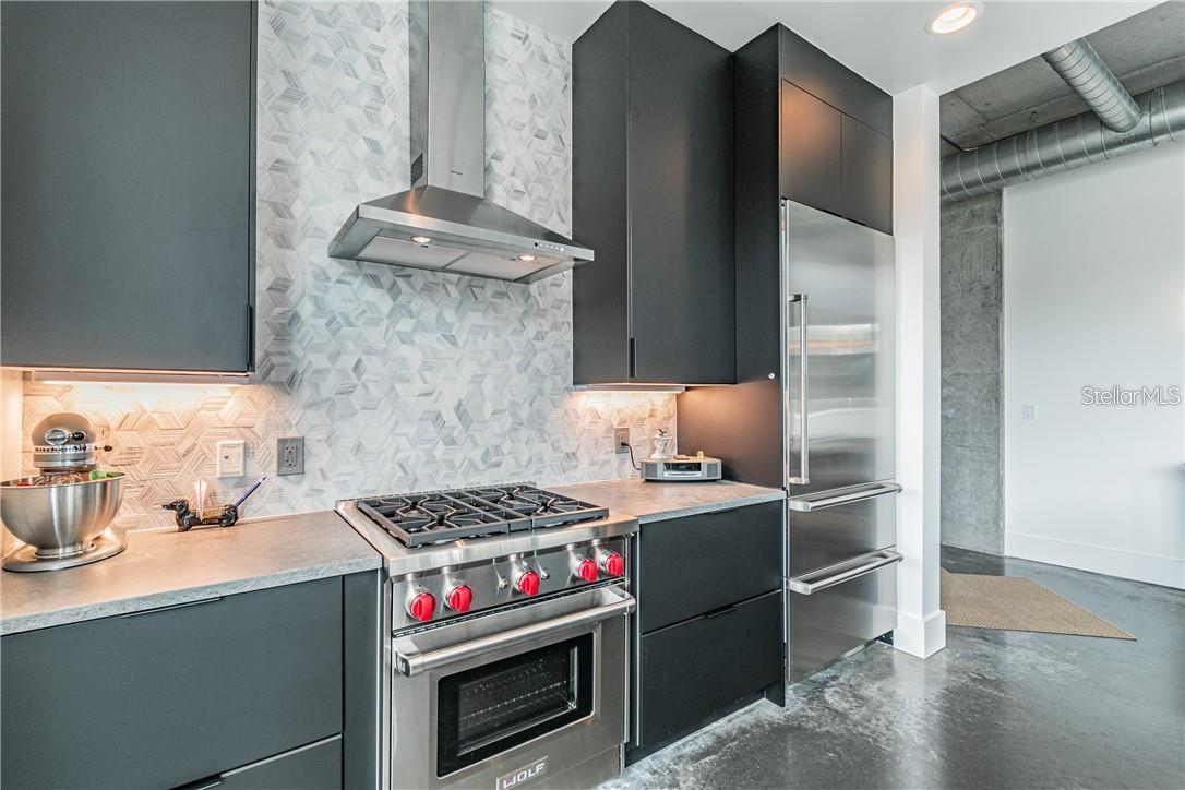 VICTORY LOFTS A CONDO - Residential Lease