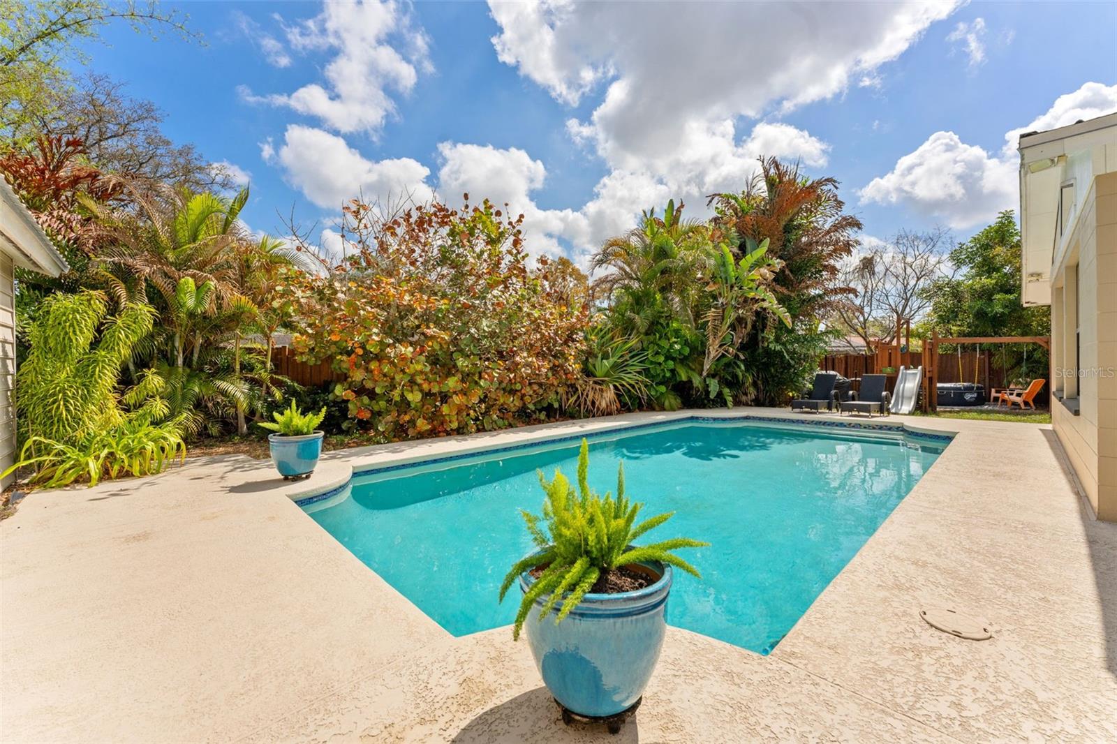 RALSTON BEACH MANOR UNIT 2 - Residential