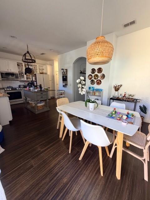 CHARTRES GARDENS B - Residential