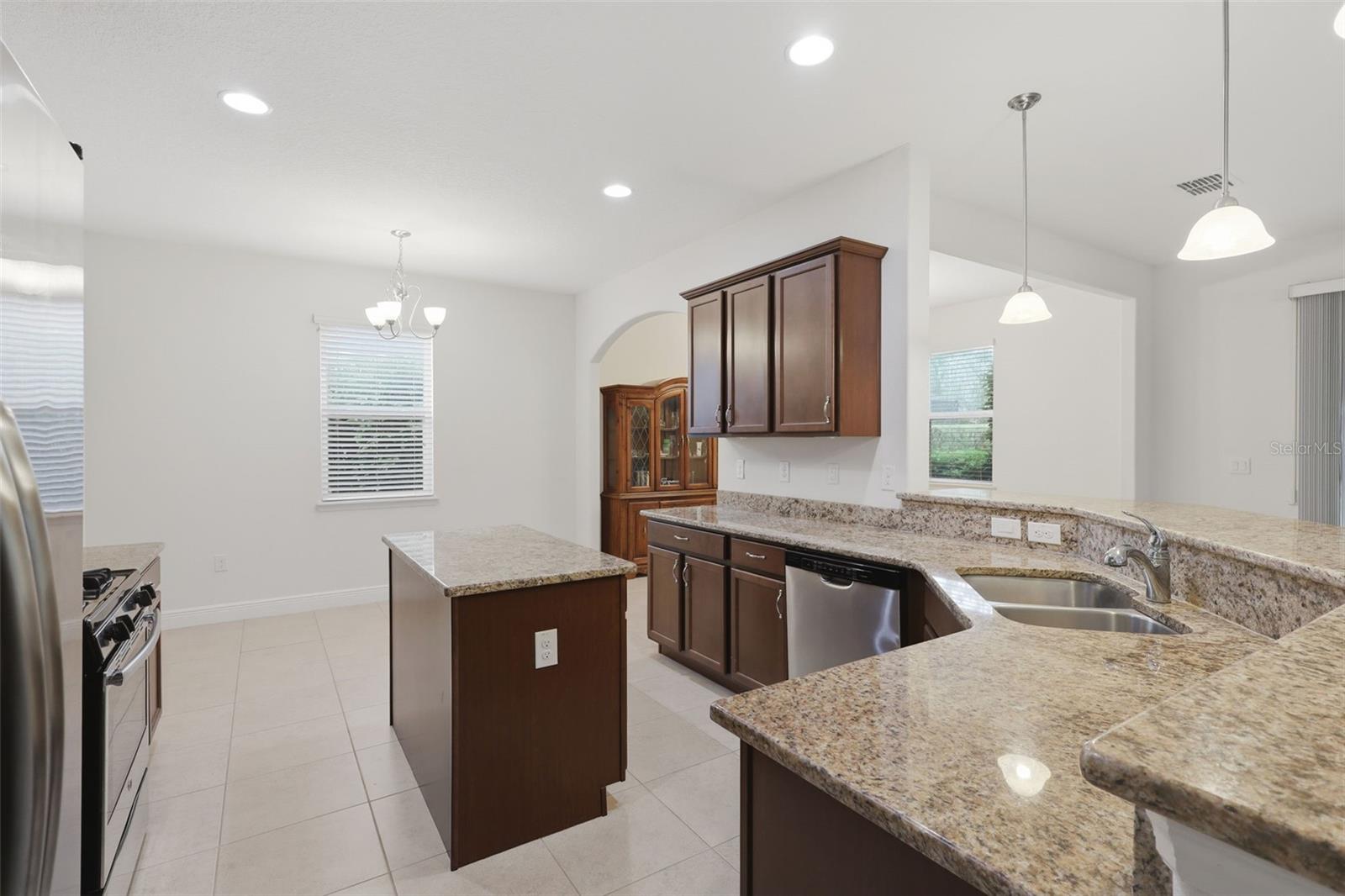 VICTORIA PARK INC 04 - Residential