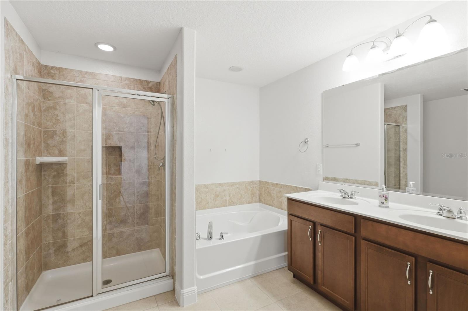 VICTORIA PARK INC 04 - Residential