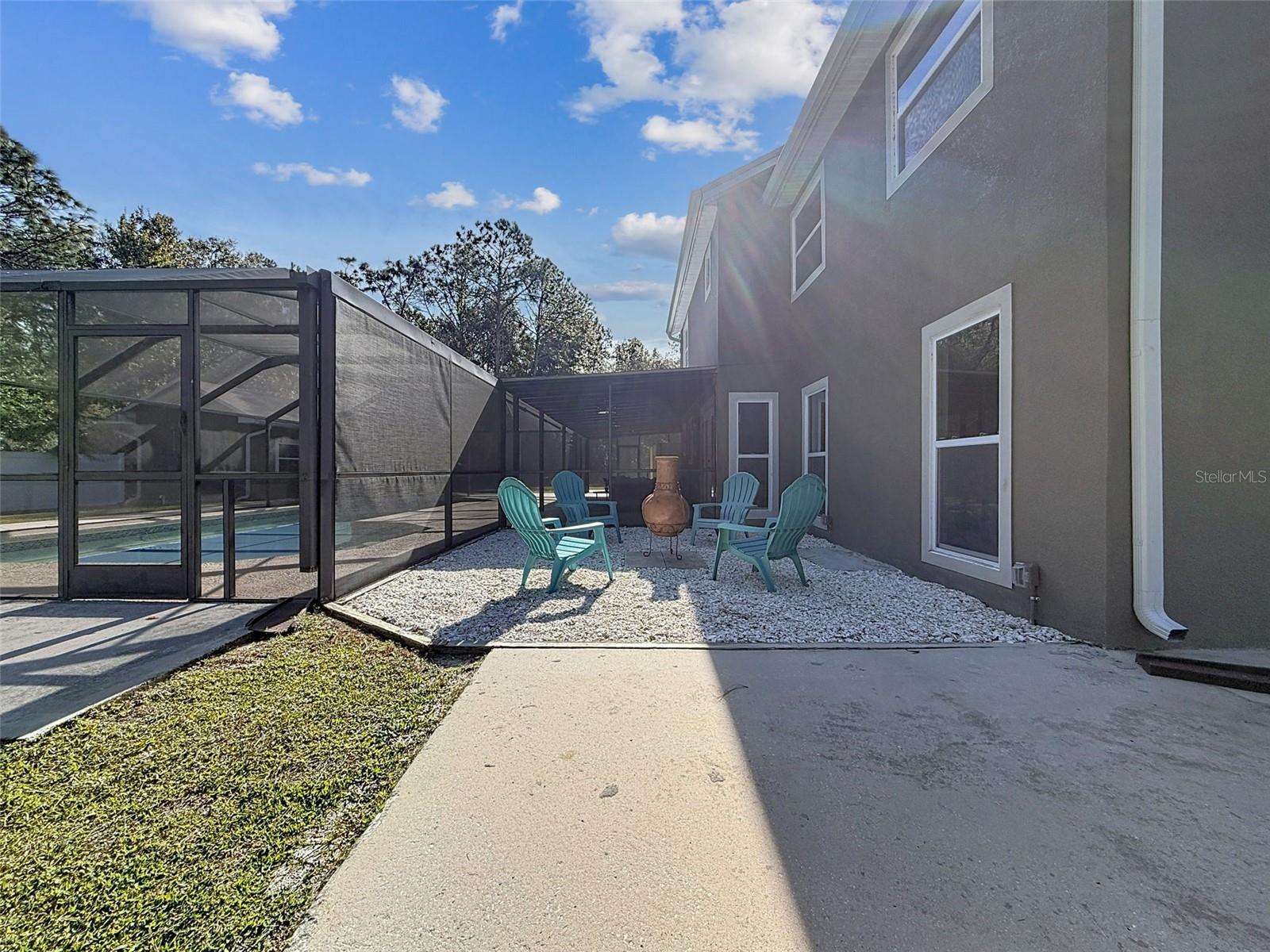 FOX RIDGE - Residential