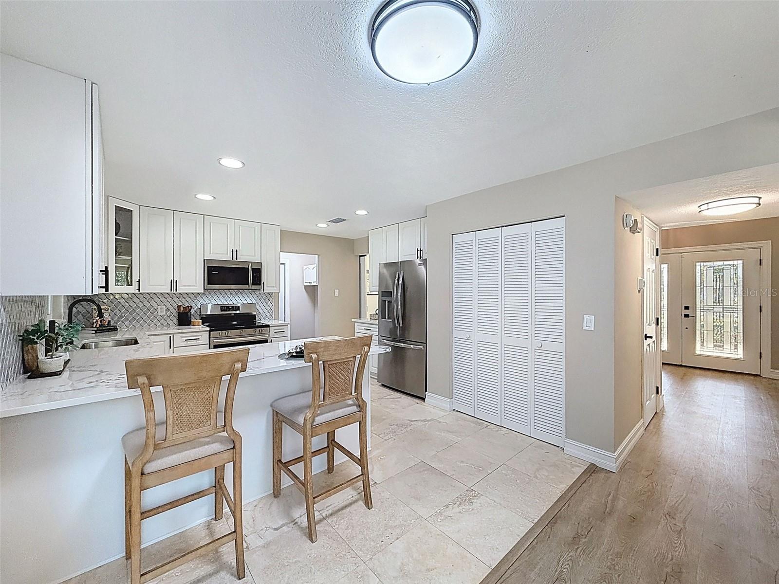 FOX RIDGE - Residential