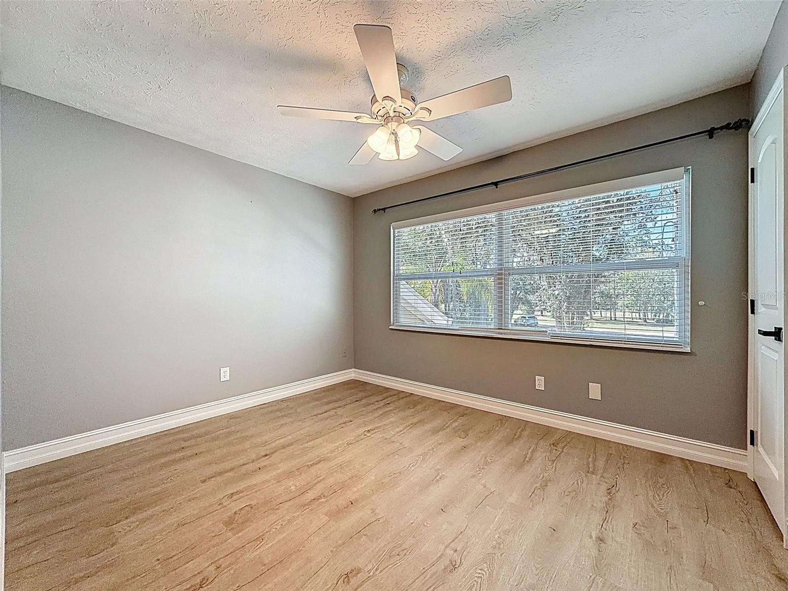 FOX RIDGE - Residential