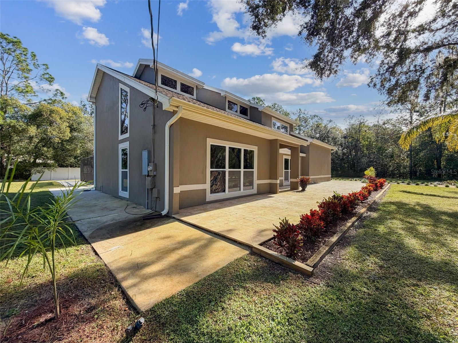 FOX RIDGE - Residential