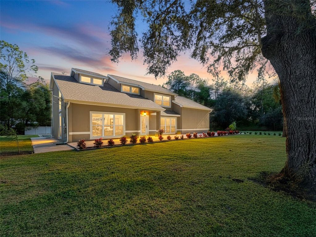 Photo of 4044 Red Fox Court, Wesley Chapel, FL 33543 (MLS # W7880659)